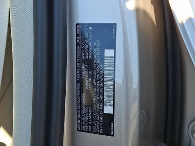 2027 Volvo XC60 B5 Ultra