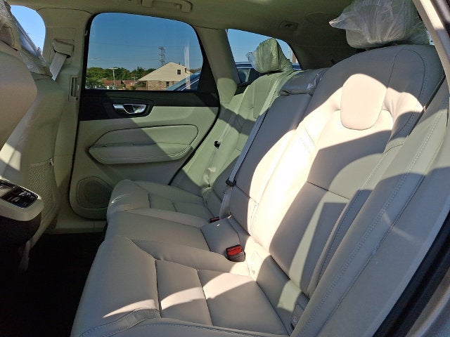 2027 Volvo XC60 B5 Ultra